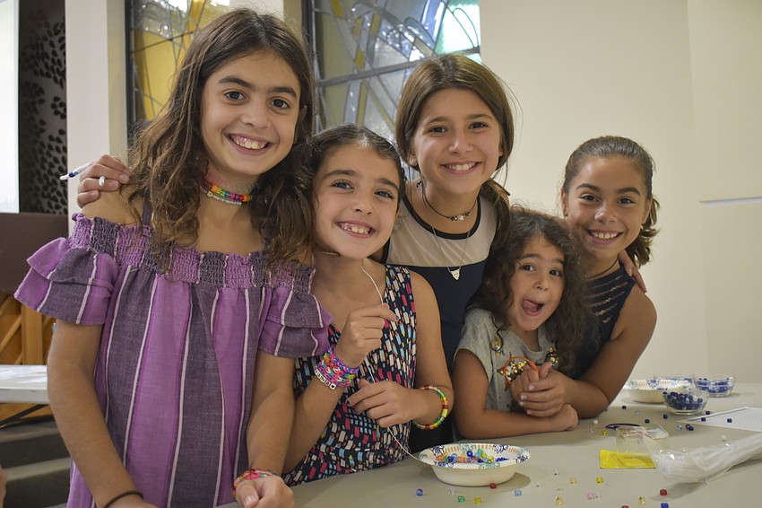 Ava Rosin, 9, Ariana Ackerman, 7, Reese Stroud, 10, Sienna Ackerman, 4, Clara Ledesma, 10