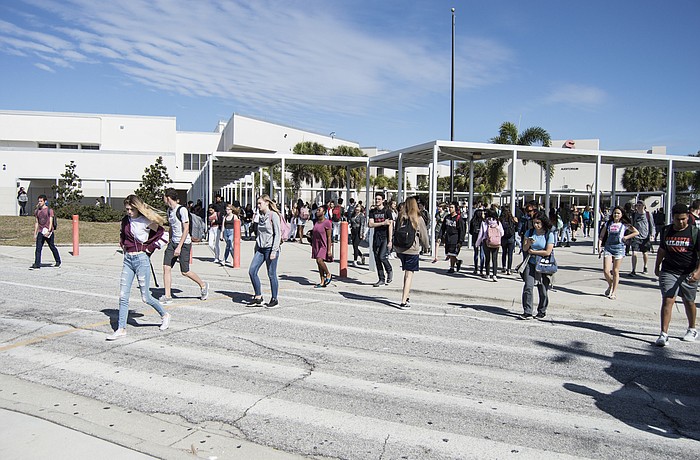 School Avenue runs through Sarasota High's campus, but now public access is shut off even when classes are not in session.