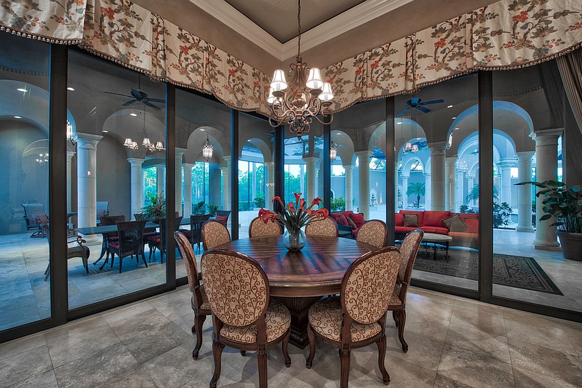 Imagine starting the day with breakfast at this table.