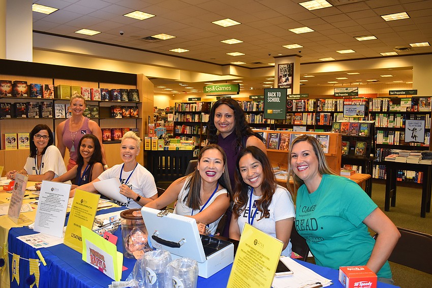 Karen Kirsch, Megan Heller, Latha Rengarajan, Melissa Perrin, Susan Harris, Priya Acharya, Woomee Yu and Jennifer Wise.