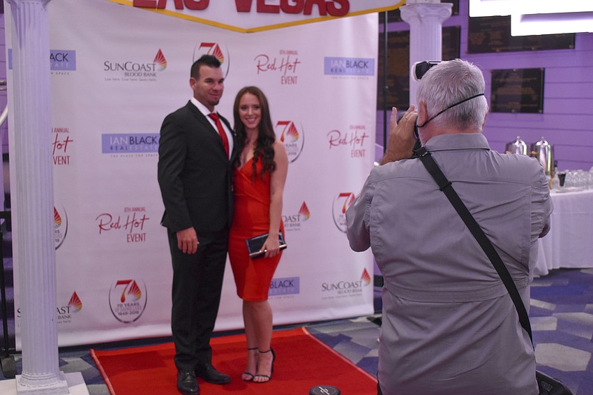 Each guests stopped to have their photos taken upon arrival.