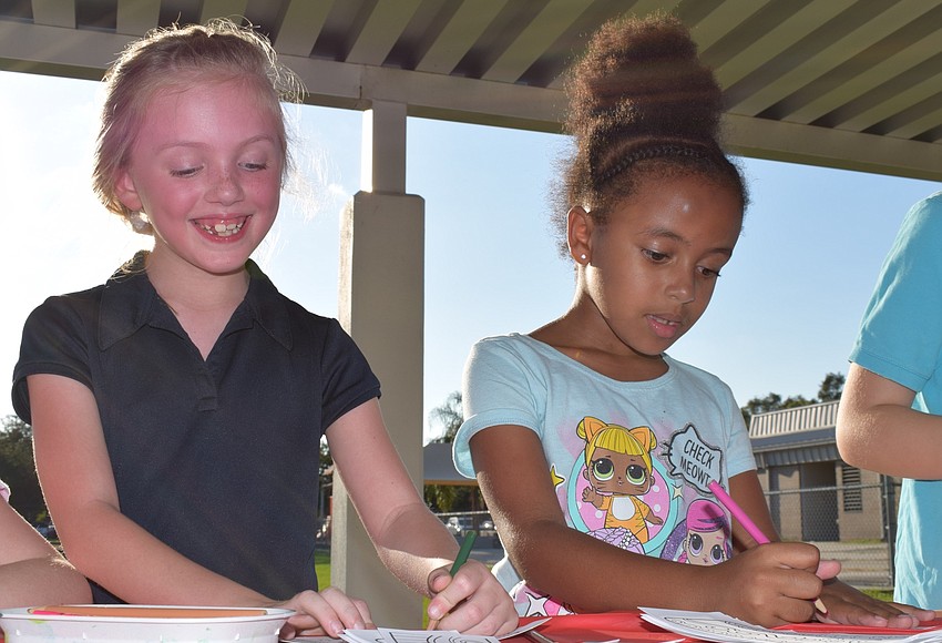 Bashaw Elementary celebrates Hispanic Heritage Night in Bradenton
