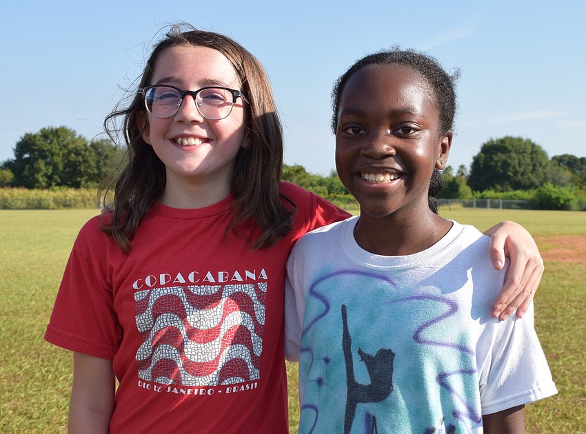 Best friends and fifth-graders Payton DeFoor, and Averie Gaines walked together.