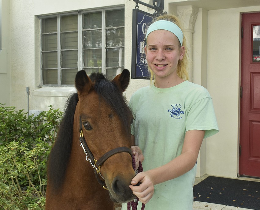 Hayden Menzies and her horse Doubletake.