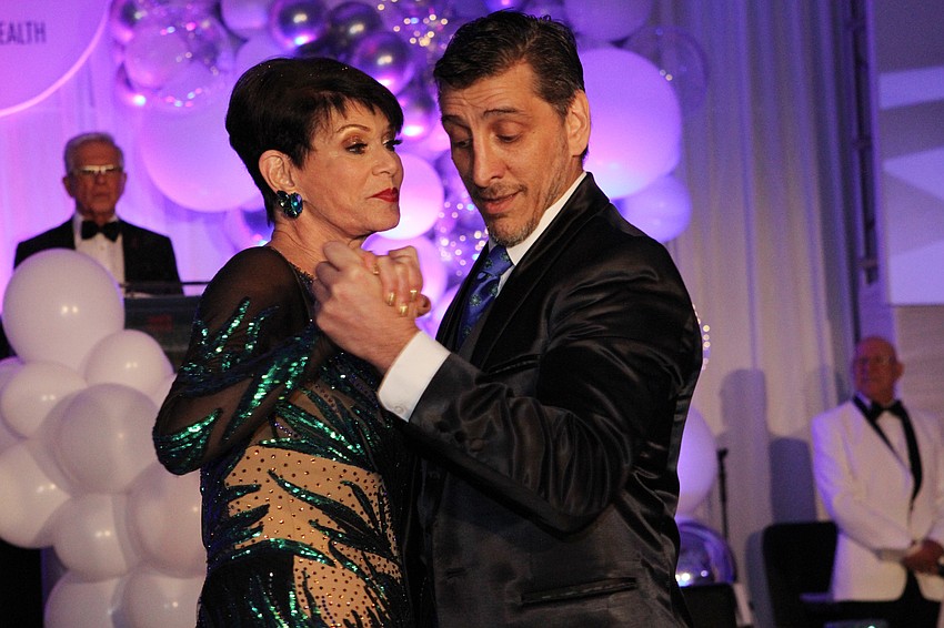 2013 Dance Champion Wendy Feinstein took to the dance floor.