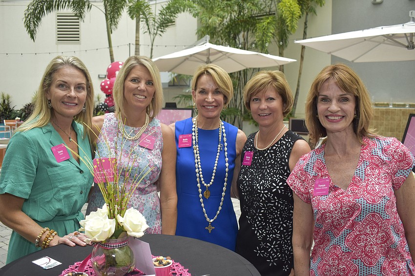 Impact 100 President Jane Watt, Toni Shemmel, Beth Walling, Nancy Claridge and Tonya Getzen-Gowan