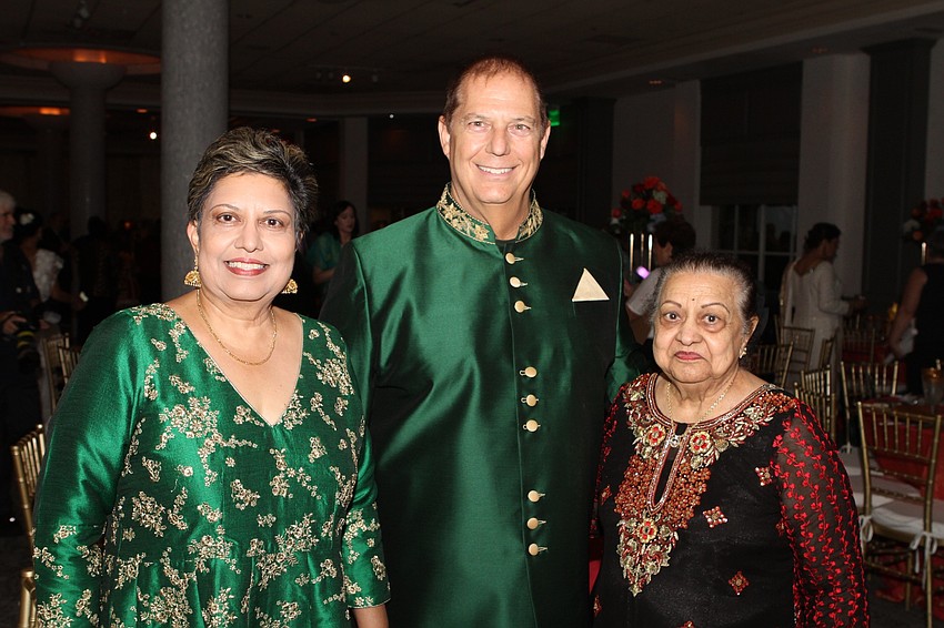 Dr. Anila Jain, Bill Mariotti and Dr. Mona Jain