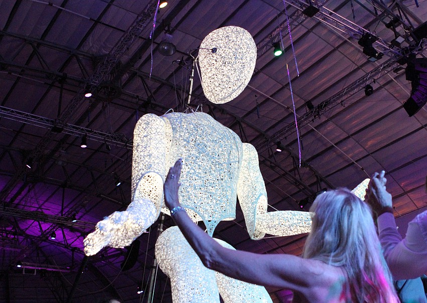 The light giant got down with guests.