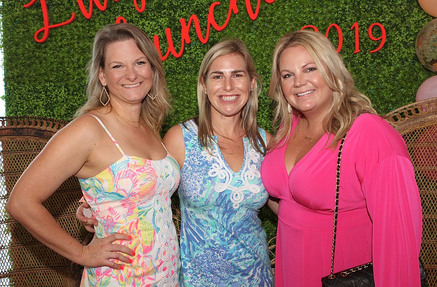 Kayla Murphy, Lisa Weintraub and Alex Walsh