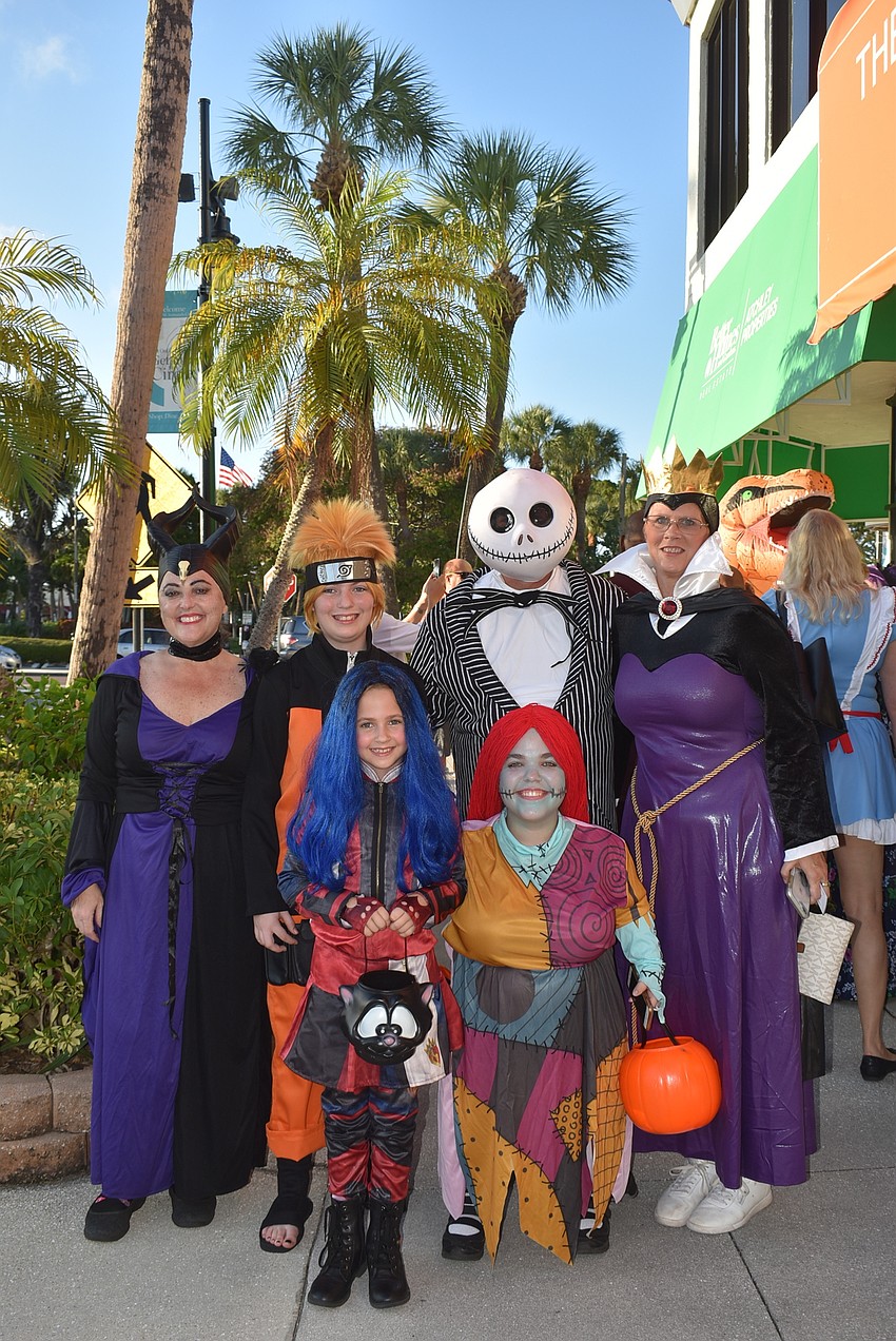 Mary Dunn, Shyanne Driscoll, Selah Driscoll, Anthony Driscoll, Mary Dunn and Haley Dunn.