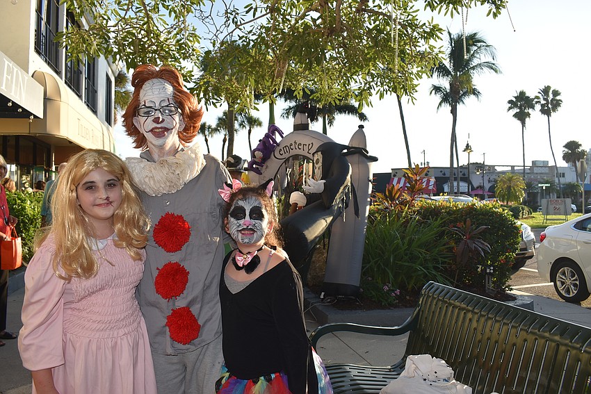 Destiny, Tom and Isabella Coppola.