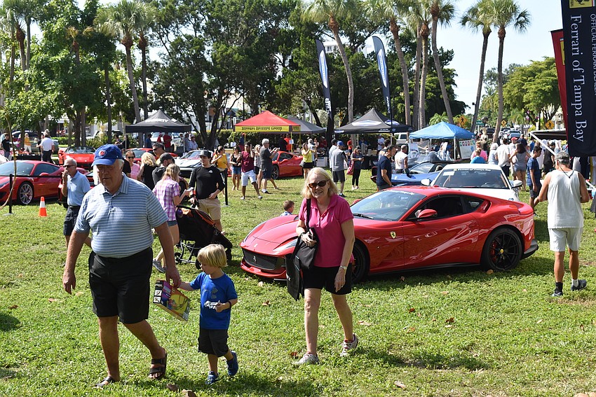 The Circle stayed crowded throughout the event.