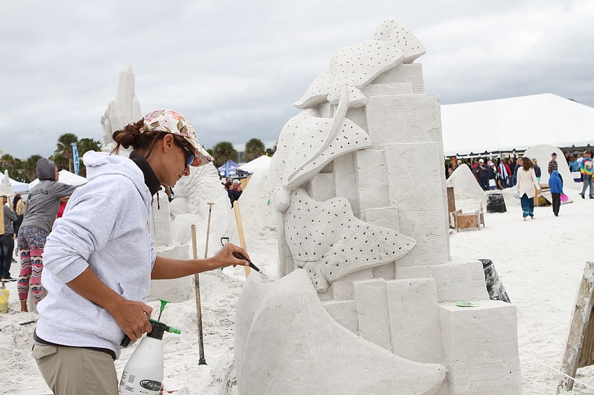 Marianne van den Broek had manta rays covering her piece.