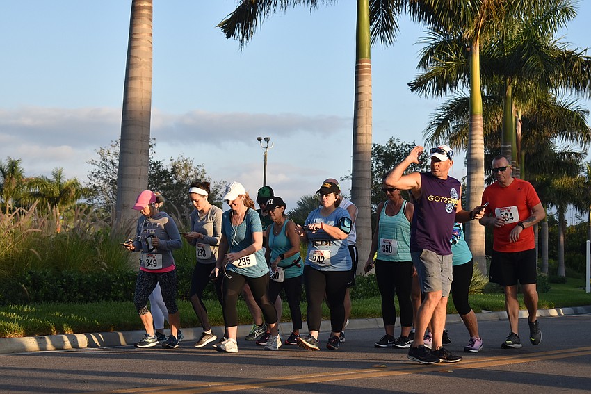 The 5K and 10K take off.