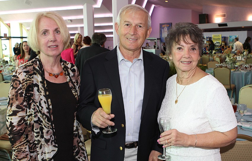 Mirella and Gene Tomasic with Mary Fontana