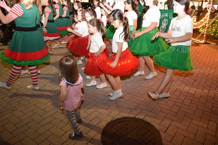 Other kids wanted to get in on the clogging.