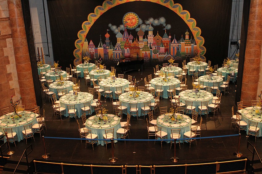 Around 200 guests were at the dinner.