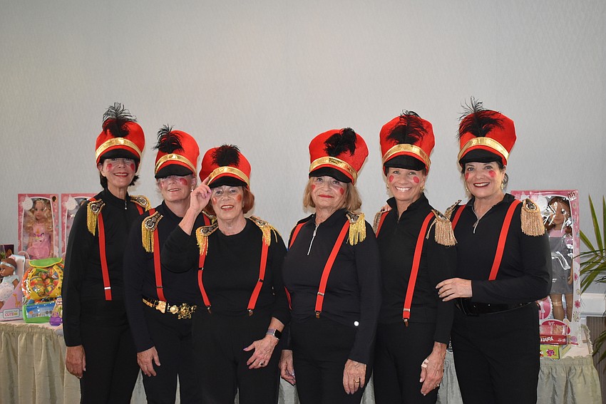 Arlene Klein, Marcy Klein, Carole Horwitz, Marion Levine, Katie Moulton and Suz Reiman.