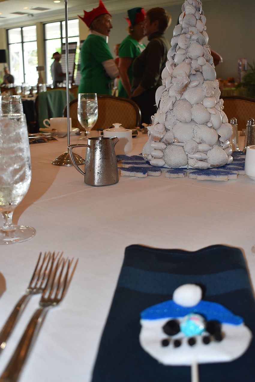 Festive holiday decorations graced the tables.