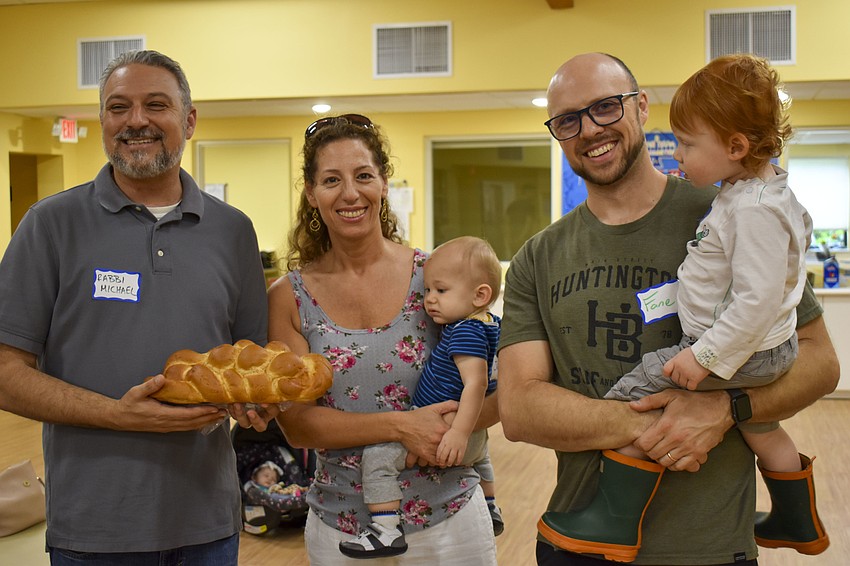 Rabbi Michael Shefrin, Ilanit Geffre, Jonathan Geffre, 10 months, Fane Sigal and Joah Sigal, 2.