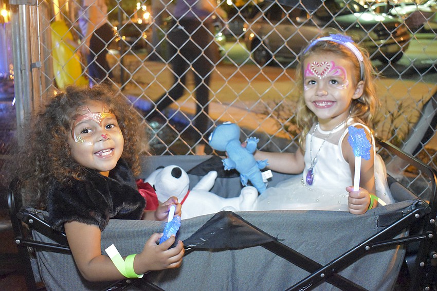 Aaliyah Allen, 3, and Mirabella Shank, 4