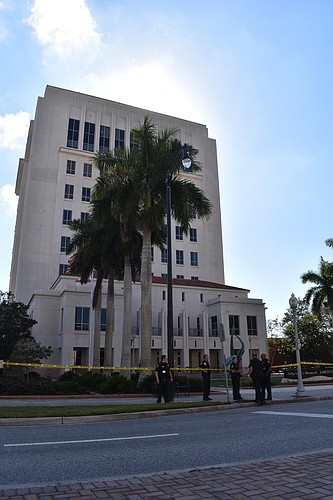 The Sarasota County Sheriffâ€™s Office cordoned off the courthouse building as authorities investigated the bomb threat this afternoon.