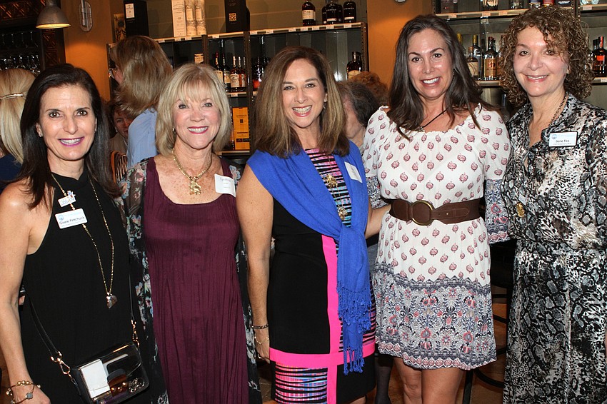 Giselle Pintchuck, Cynthia Wright, Julie Wright Halbert, Marni Mount and Ilene Fox