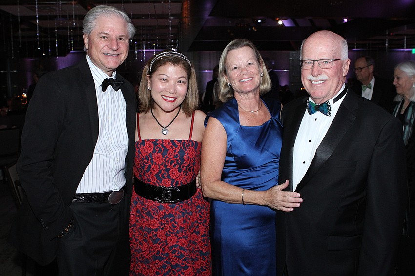 Dan and Tina Napoli with Betsy Winder and Jeff Hotchkiss