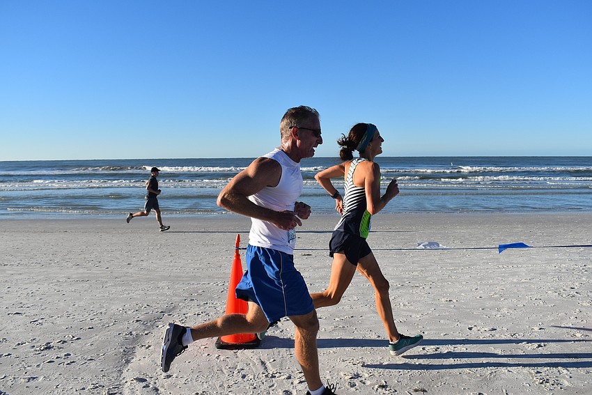 Rachel Chambers and Jeff Berman battle for the end.