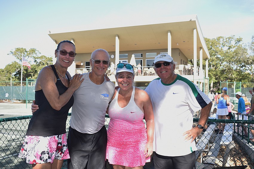 Div. 2 runners up Mary Jane Waite, Andy Geller, Colette Nemni and Bob Dreyfus.