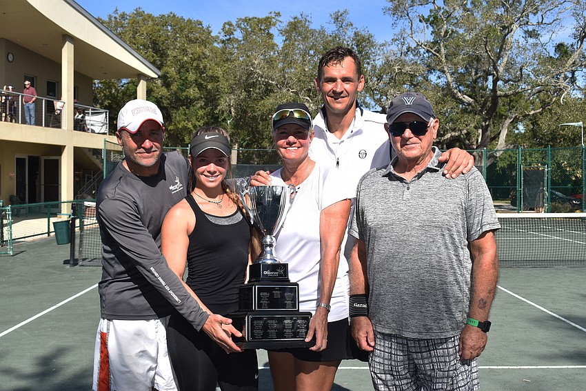 Open Div. winners Mark Malinowski, Savannah Gray, Karin Buffitt, Tomasz Borucki and Capt. Jim Tarsy.