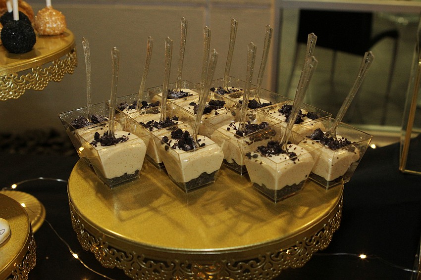 Guests dined on light bites and dessert.