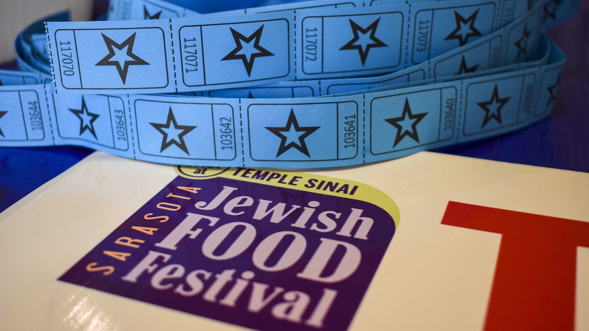 Temple Sinai hosts annual Jewish Food Festival Your Observer