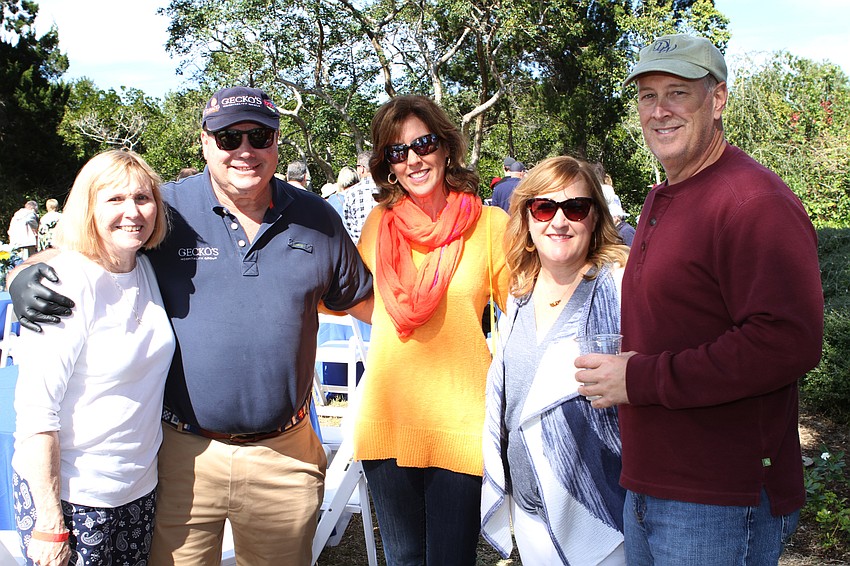 Lynn Floethe, Mike Quillen, Elaine Barber, Tracy and Sheriff Tom Knight