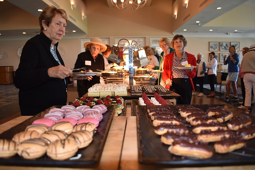 A long buffet table served to fuel members up before golf.