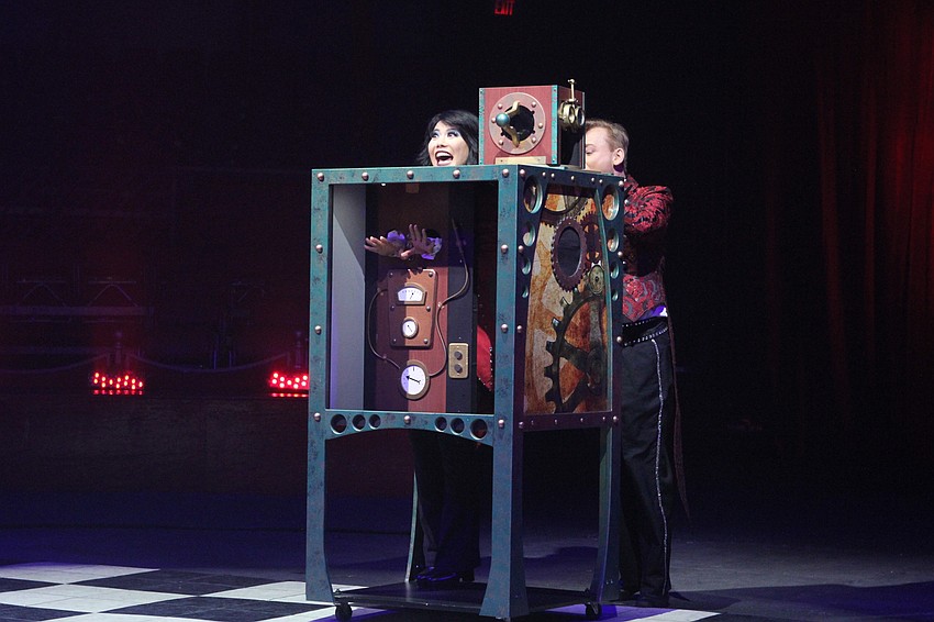 Co-Chairwoman Jaclyn Brunckhorst mixed it up with a robot.