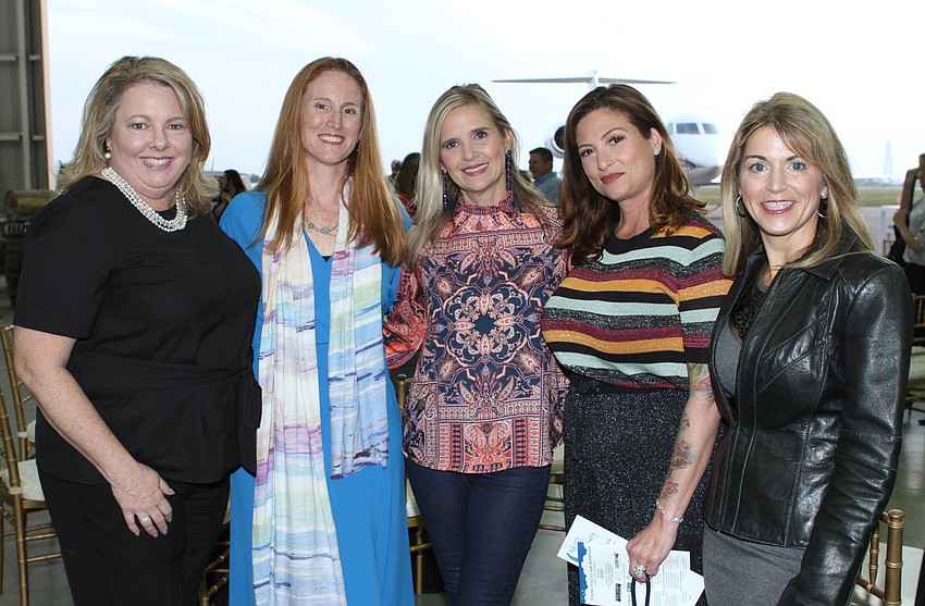 Marlo Turner, Mischa Kirby, Michelle Butler, Cindy Montgomery and Jen Pietraniec