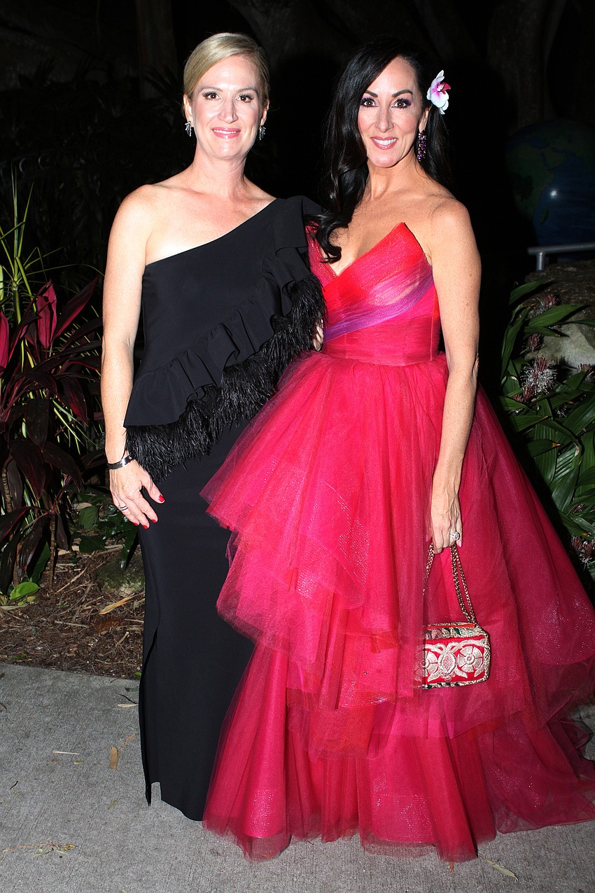 Co-Chairwomen Katie Hollingsworth and Ashley Kozel