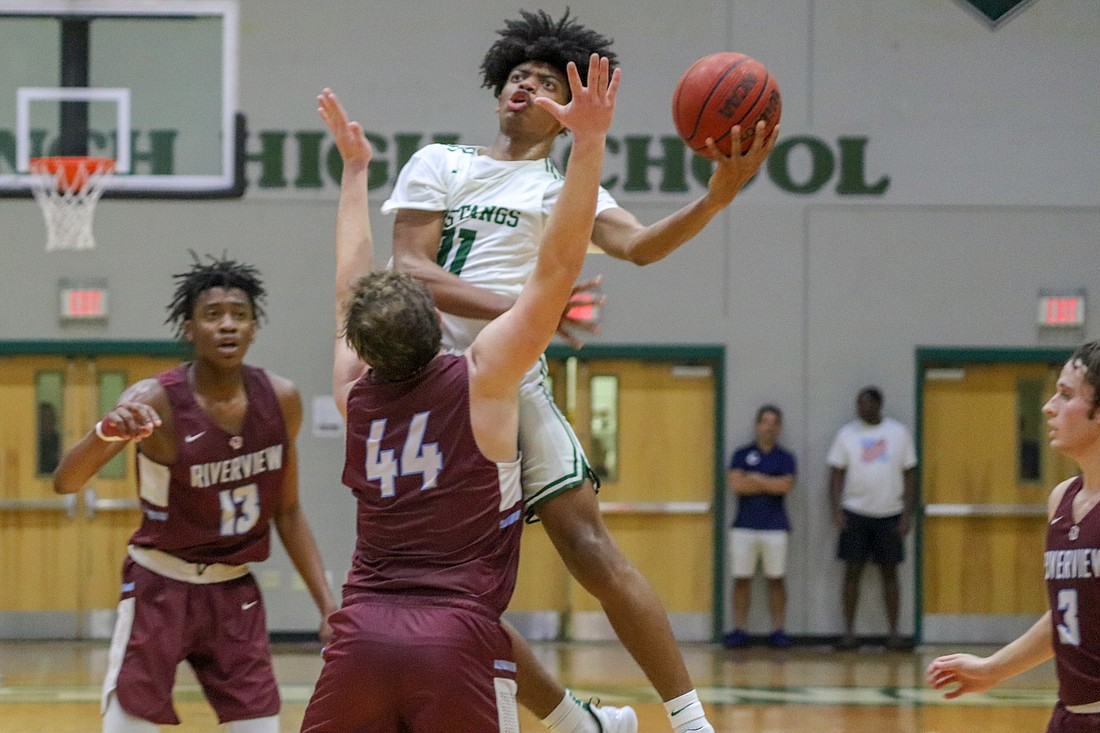 Lakewood Ranch sophomore Jay&#39;den Clarke-Jones drives to the basket in the team&#39;s loss to Riverview. Photo courtesy Hannah Russo.