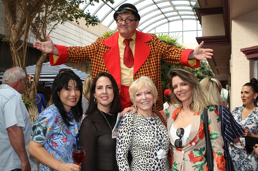 Jaclyn Brunckhorst, Clara Reynardus De Villanueva, Elizabeth Waters and Lisas Murphy