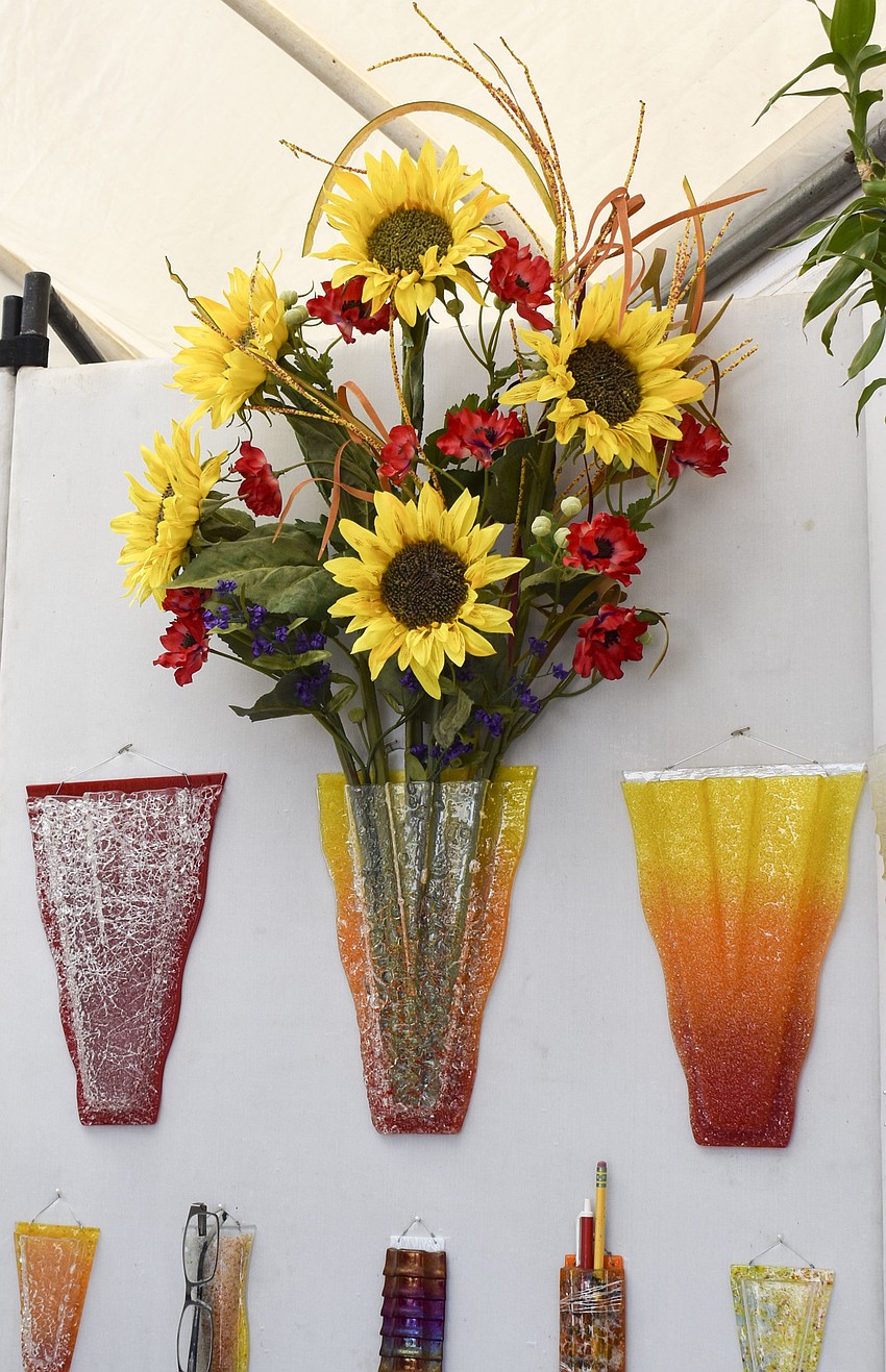 Glass pocket flower vases are one of the many item that were available at the craft festival.