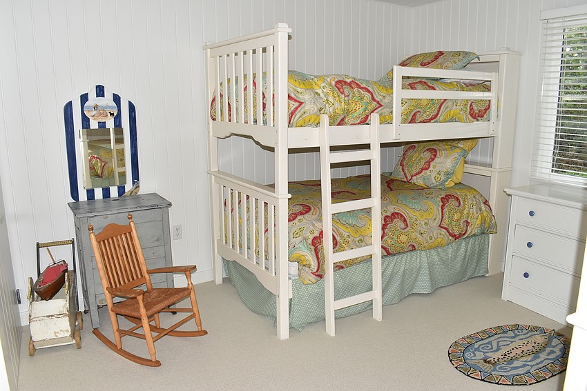 Bunk beds for Horne's grandchildren occupy one guest room.