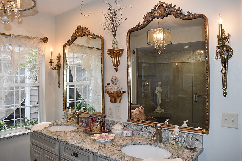 One of Lammers' bathrooms.