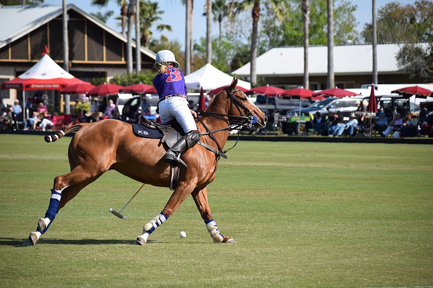 Avalon Farms' Kylie Sheehan has to do some twisting to get off a shot during the Sarasota Women's Challenge.