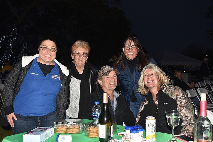Debbie Shaffer, Tammy and John Davis, Karen Norton and Debbie Fulton