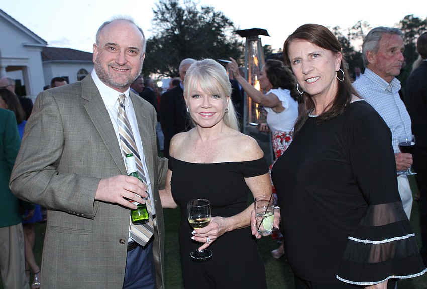 Jeff and Vicki Cushman with Cindy Cassidy