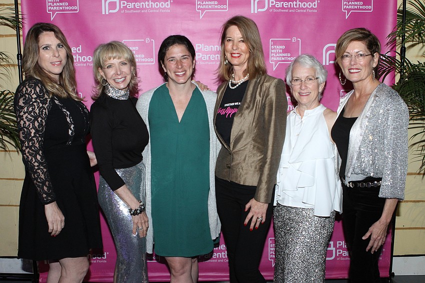 Co-Chairwomen Alexis Rosenberg and Charlie Ann Syprett with guest speaker Rebecca Traister, co-Chairwomen Penny Hill and Betsy Kane Hartnett and President and CEO Stephanie Fraim