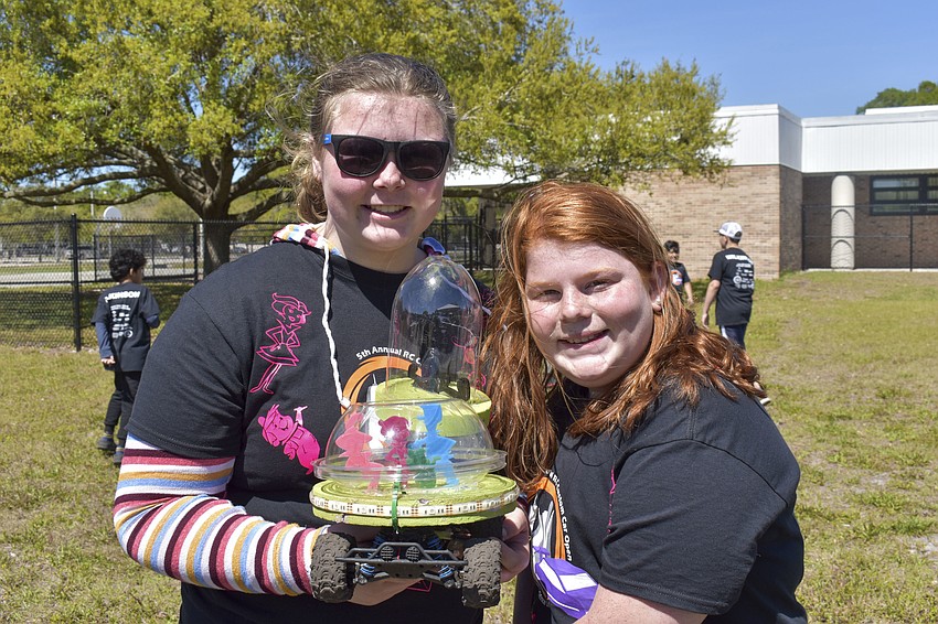 Faith Gill, 13, and Taytum French, 13