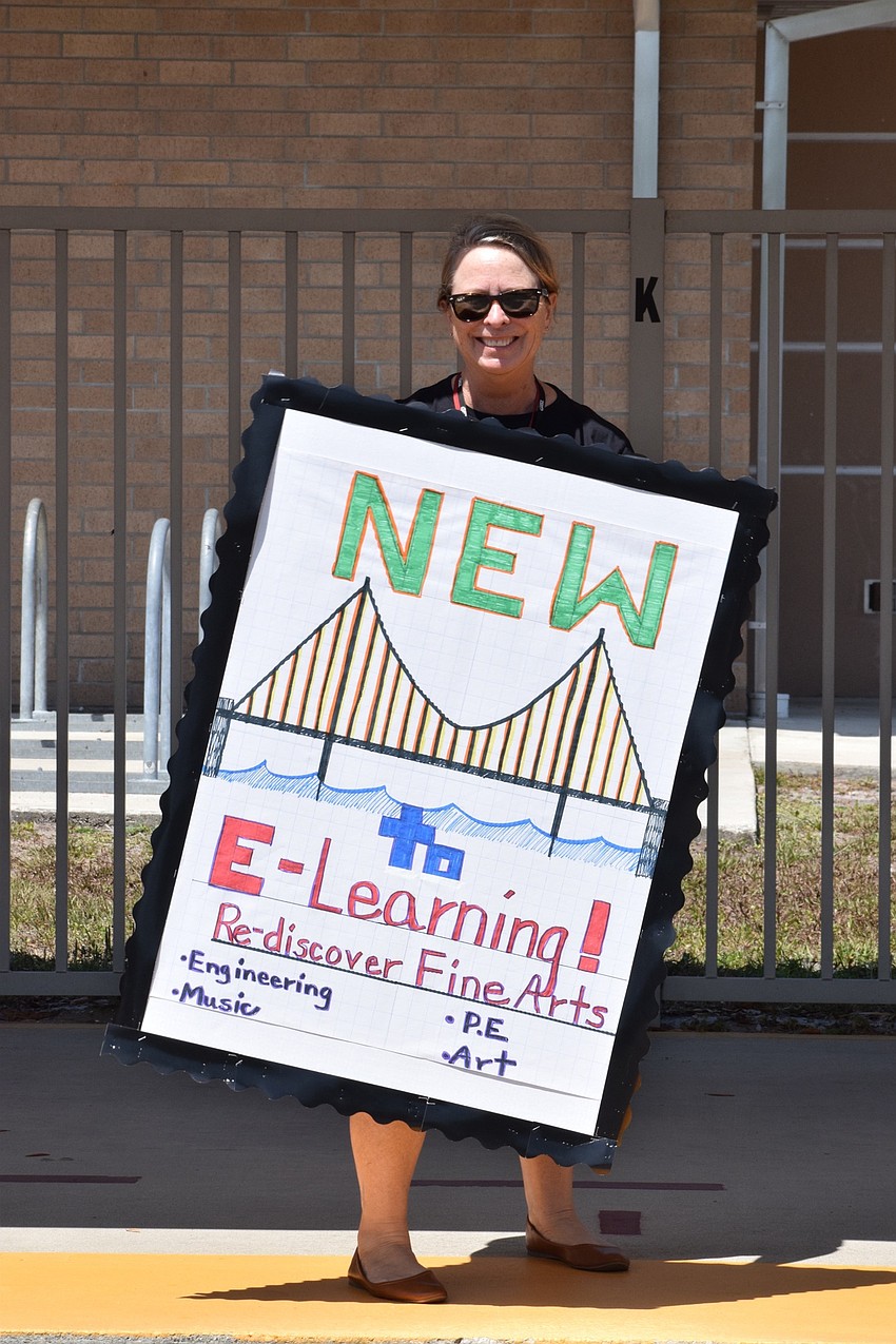 Sue Curry, an engineering teacher at Braden River Elementary School, says 10 of her students have already finished assignments online even though online learning doesn't start until March 30.