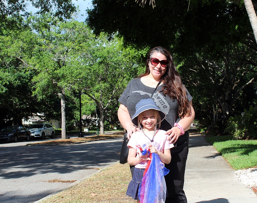 Jessica and Karalina Kress